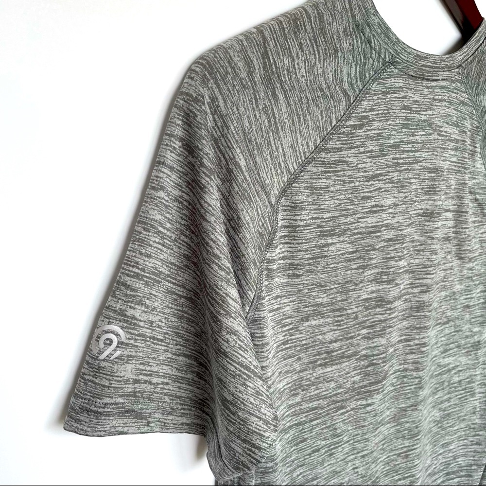 Champion C9 Athletic Gray Shirt Size Mens Small